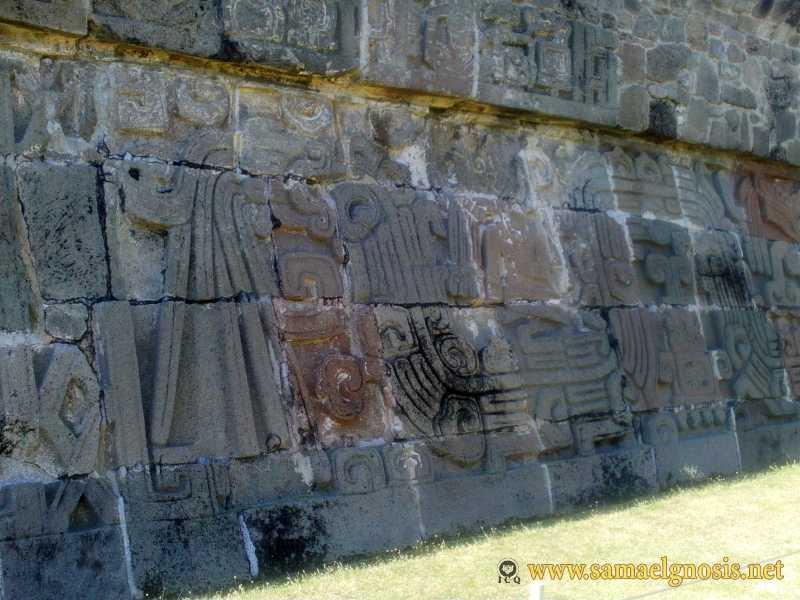 Zona Arqueológica de Xochicalco Foto 0498
