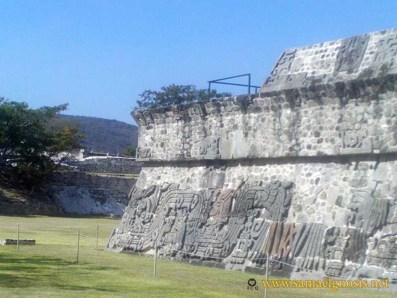 Zona Arqueológica de Xochicalco Foto 0518