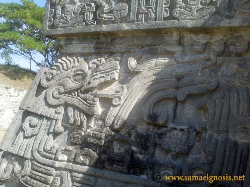 Zona Arqueológica de Xochicalco Foto 0570