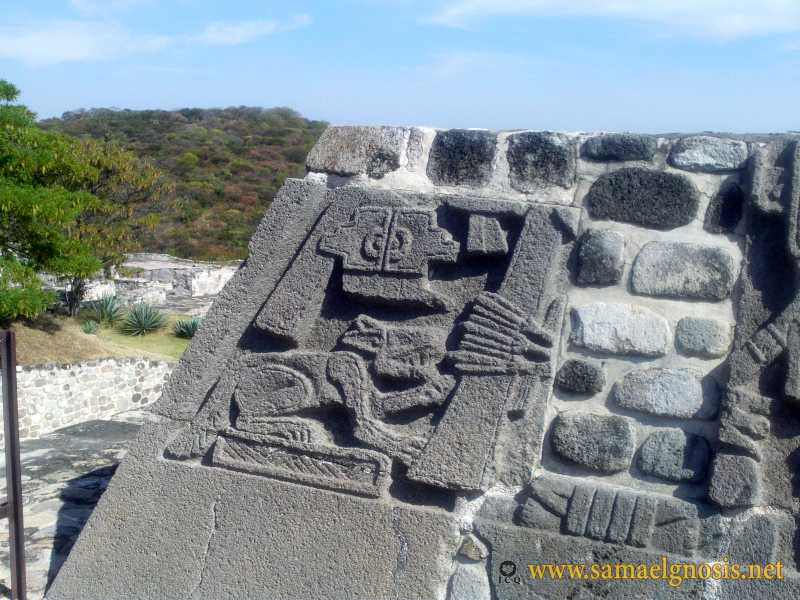Zona Arqueológica de Xochicalco Foto 0589