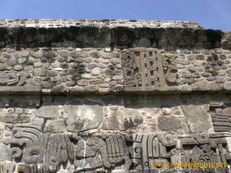Zona Arqueológica de Xochicalco Foto 0640