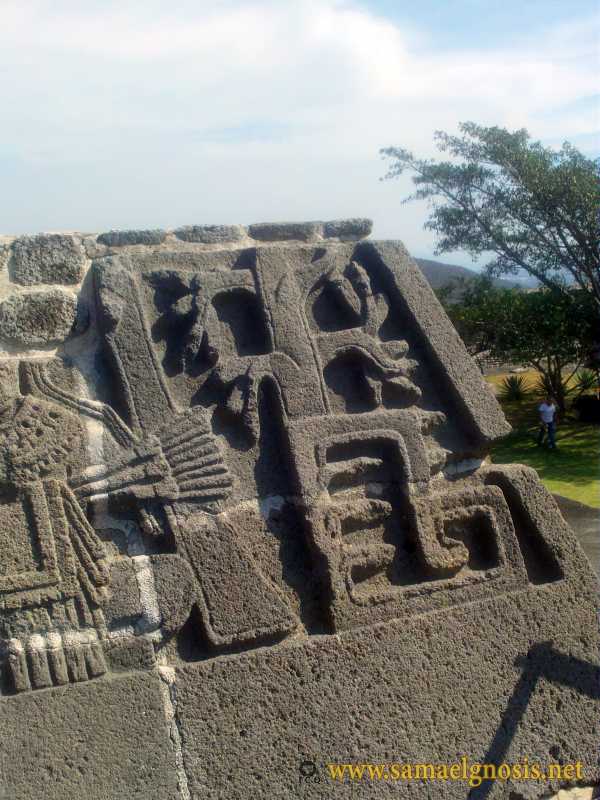 Zona Arqueológica de Xochicalco Foto 0643