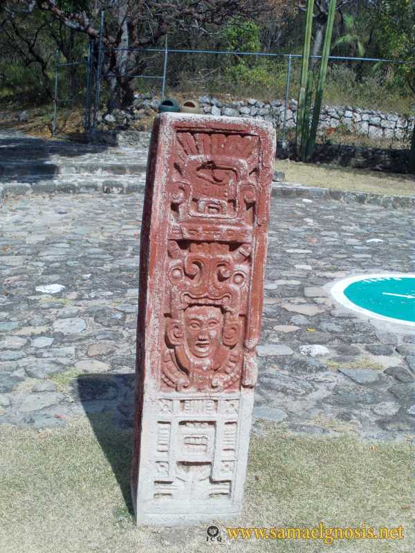 Zona Arqueológica de Xochicalco Foto 0684