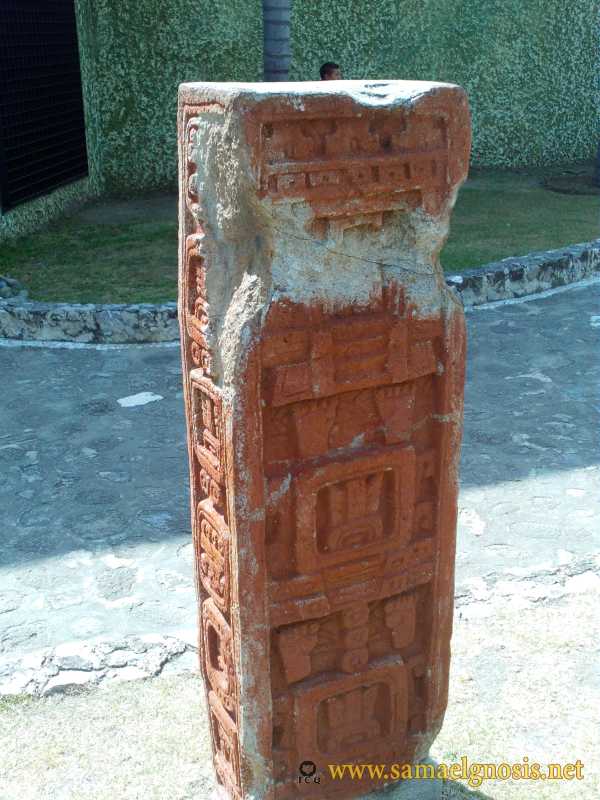 Zona Arqueológica de Xochicalco Foto 0693