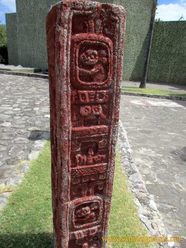Zona Arqueológica de Xochicalco Foto 0713