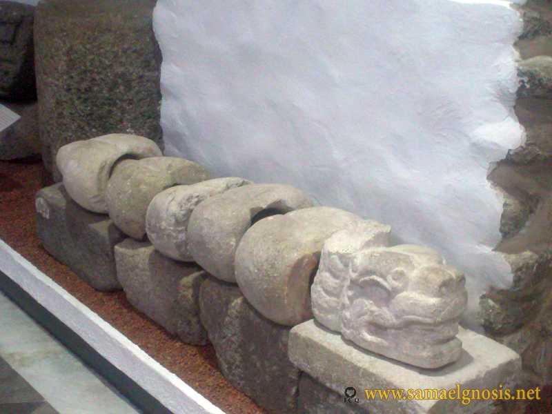 Zona Arqueológica de Xochicalco Foto 0779