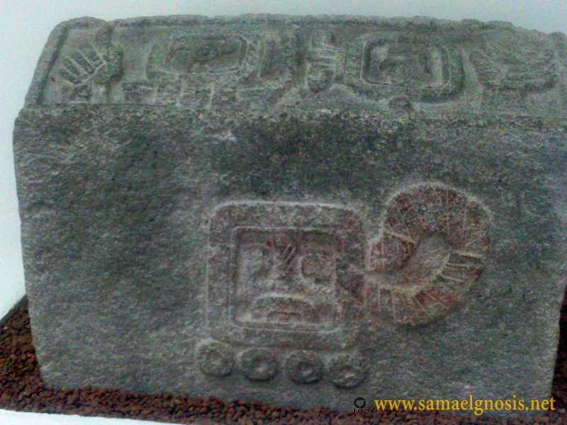 Zona Arqueológica de Xochicalco Foto 0797