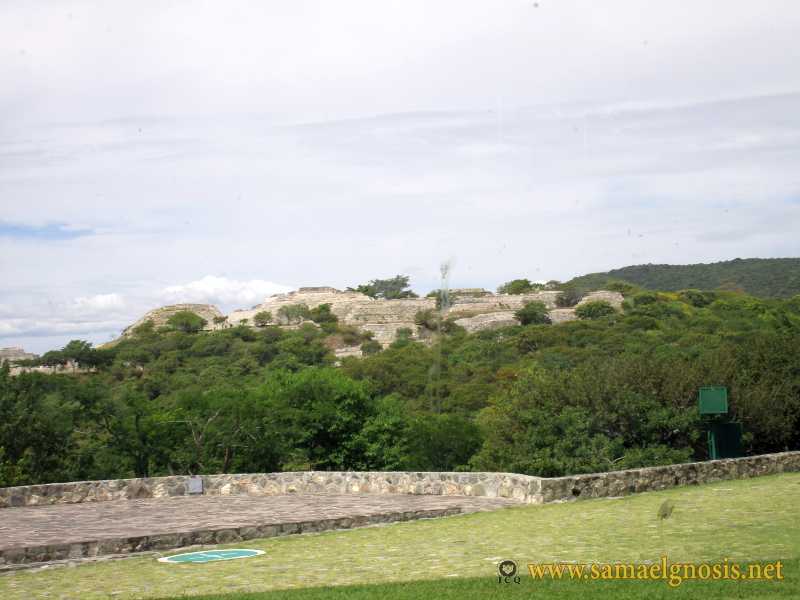 Zona Arqueológica de Xochicalco Foto 1194