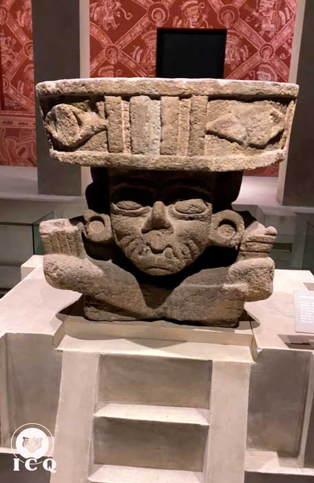 El dios viejo del fuego (Huehueteotl) es la representación del Anciano de los Días. Museo Nacional de Antropología de México. Foto: Luis Páez (Gnosis ICQ). El dios viejo del fuego (Huehueteotl) es la representación del Anciano de los Días. Museo Nacional de Antropología de México. Foto: Luis Páez (Gnosis ICQ).