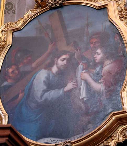 Uno de los símbolos de la voluntad verdadera es cuando la Verónica enjuaga el rostro de Jesús. (Pintura dentro de la Catedral de Puebla, México).