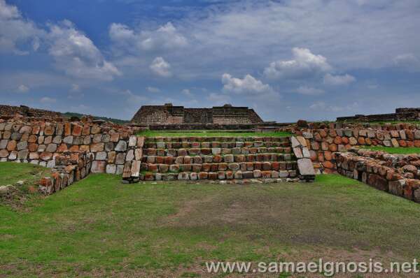 Casas Tapadas. Plazuelas