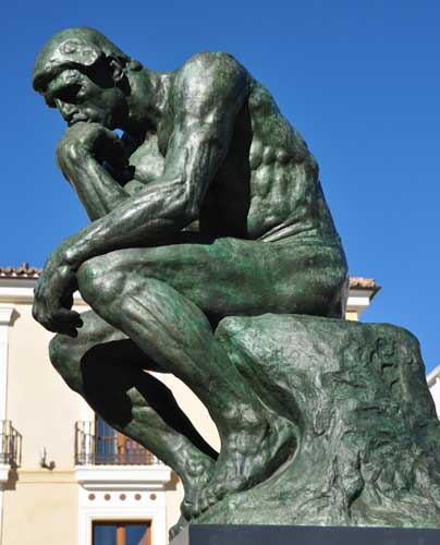 : El Pensador de Rodin (foto de Jesús Castillo origen Wikipedia)