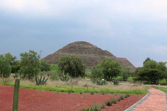 El Culto en la Pirámide de la Luna El Culto en la Pirámide de la Luna