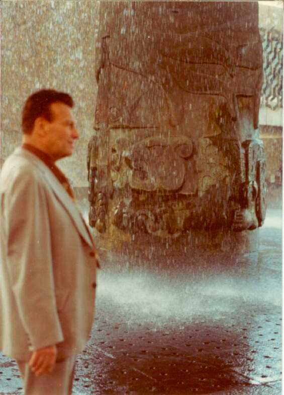 Fotos: Samael Aun Weor. Fotos: Samael Aun Weor.