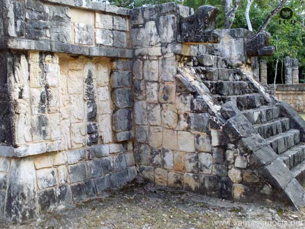 Escalinatas de la Zona Arqueológica de Chichén Itzá Yucatán México. Escalinatas de la Zona Arqueológica de Chichén Itzá Yucatán México.